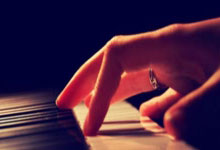 配资炒股论坛平台查询:怎么用手机买卖股票-智元机器人明年出货量预期达数万台 哪些上市公司有望入局？